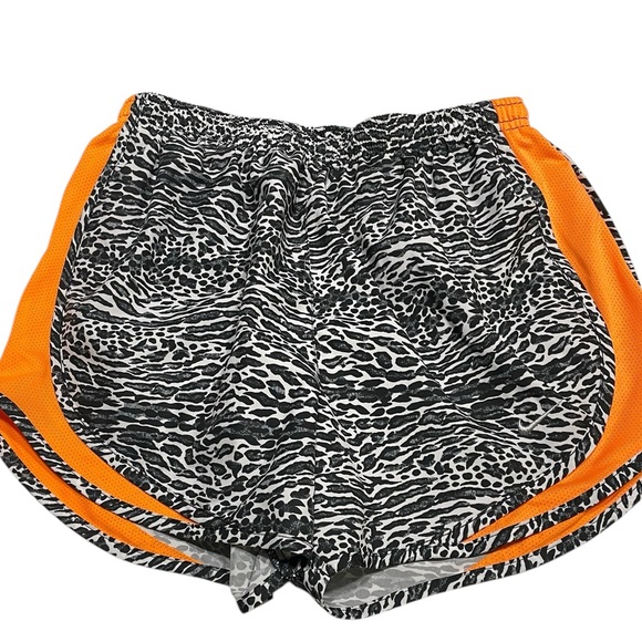 Nike Dri-FIT Women’s Small‎ Cheetah Print Running Shorts with Orange - Picture 1 of 4